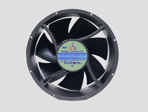 <b>三巨電機(jī)散熱風(fēng)扇賦能現(xiàn)代農(nóng)業(yè)設(shè)施，助力改善溫室通風(fēng)散熱效果</b>